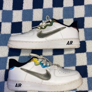 Air Force 1 React 'White Iridescent'